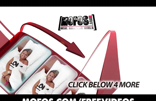 XXX برای خدمات کس سکسی عکس خود ، معلم از دانش آموزان یک هدیه سکسی دریافت کرد