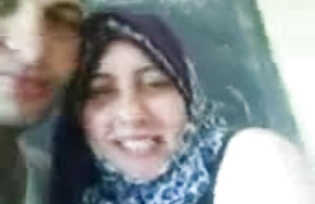 XXX احساسات داغ لزبین اسپانیایی در جدول عکس س کس ی بزرگ