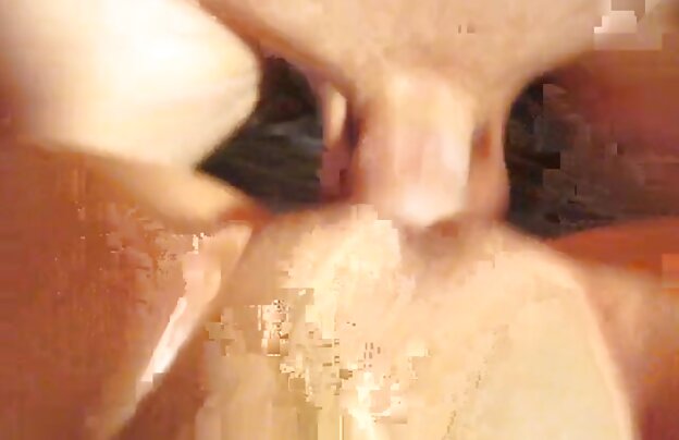 XXX MILF که به خوبی مرتب است ، قار بزرگ تصاویر سکسی کس و کون مرد جوان را سوار می کند
