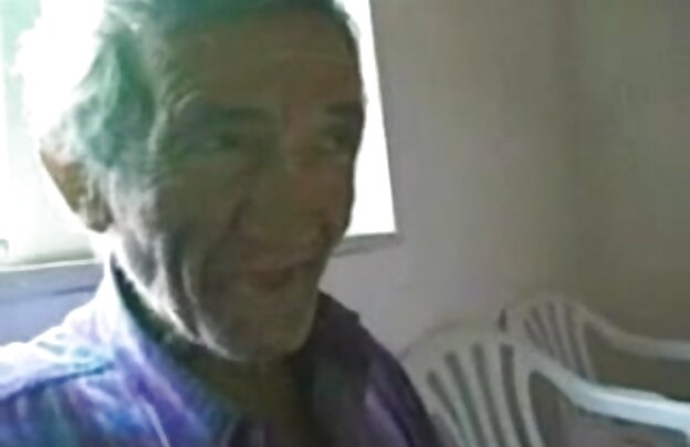 XXX سکس لزبین دو عکس ازکس وکیر جوجه کنار استخر