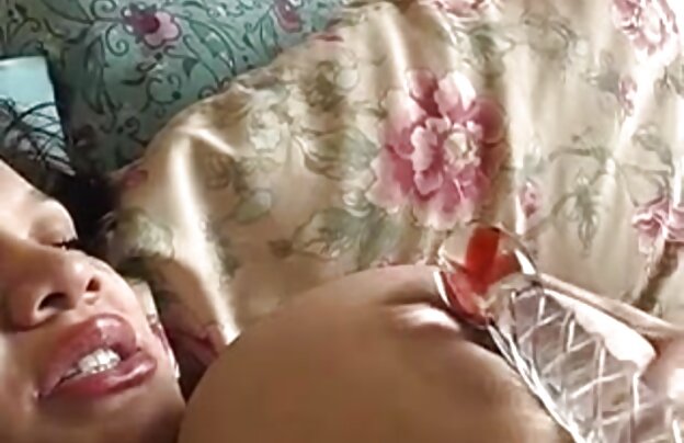 XXX آلانا هانسلی عکسهای سکسی کس وکیر