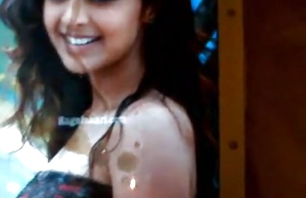 XXX بلوندهای عکس سکس کس خونی لزبین با سرگرمی در آشپزخانه